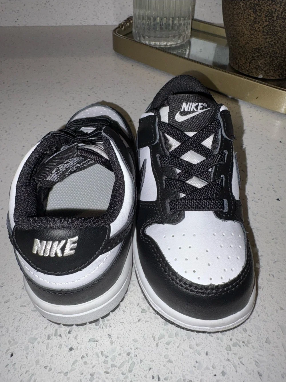 Nike Kids Black and White Low-Top Sneakers with Hook-and-Loop Strap